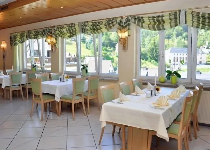 Schoene Aussicht 3* Steinach (Thuringia)